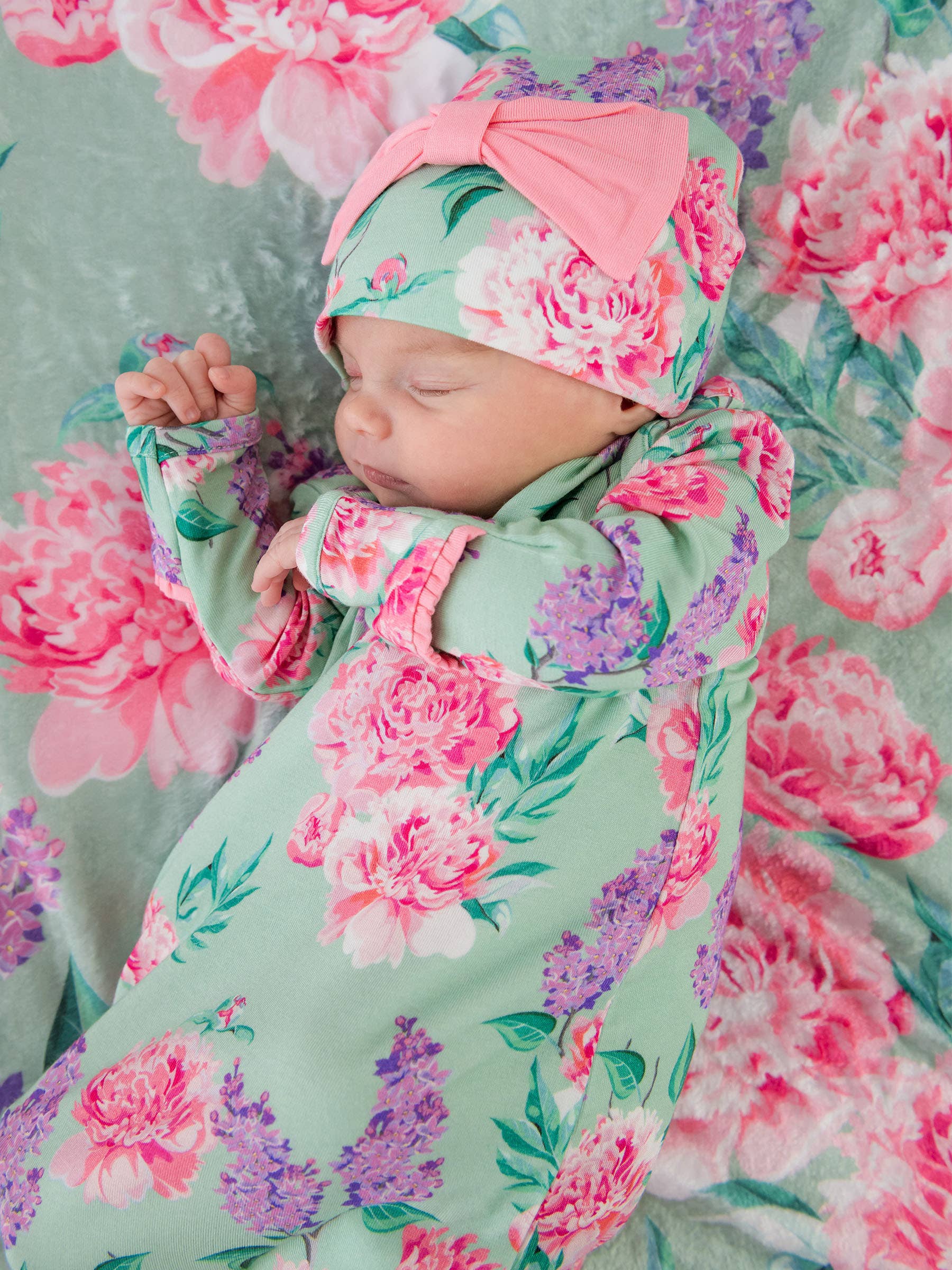 SoftSnooze™ Baby Girls Bamboo Viscose Sage Garden Ruffle Knotted Sleep Gown & Bow Hat Set