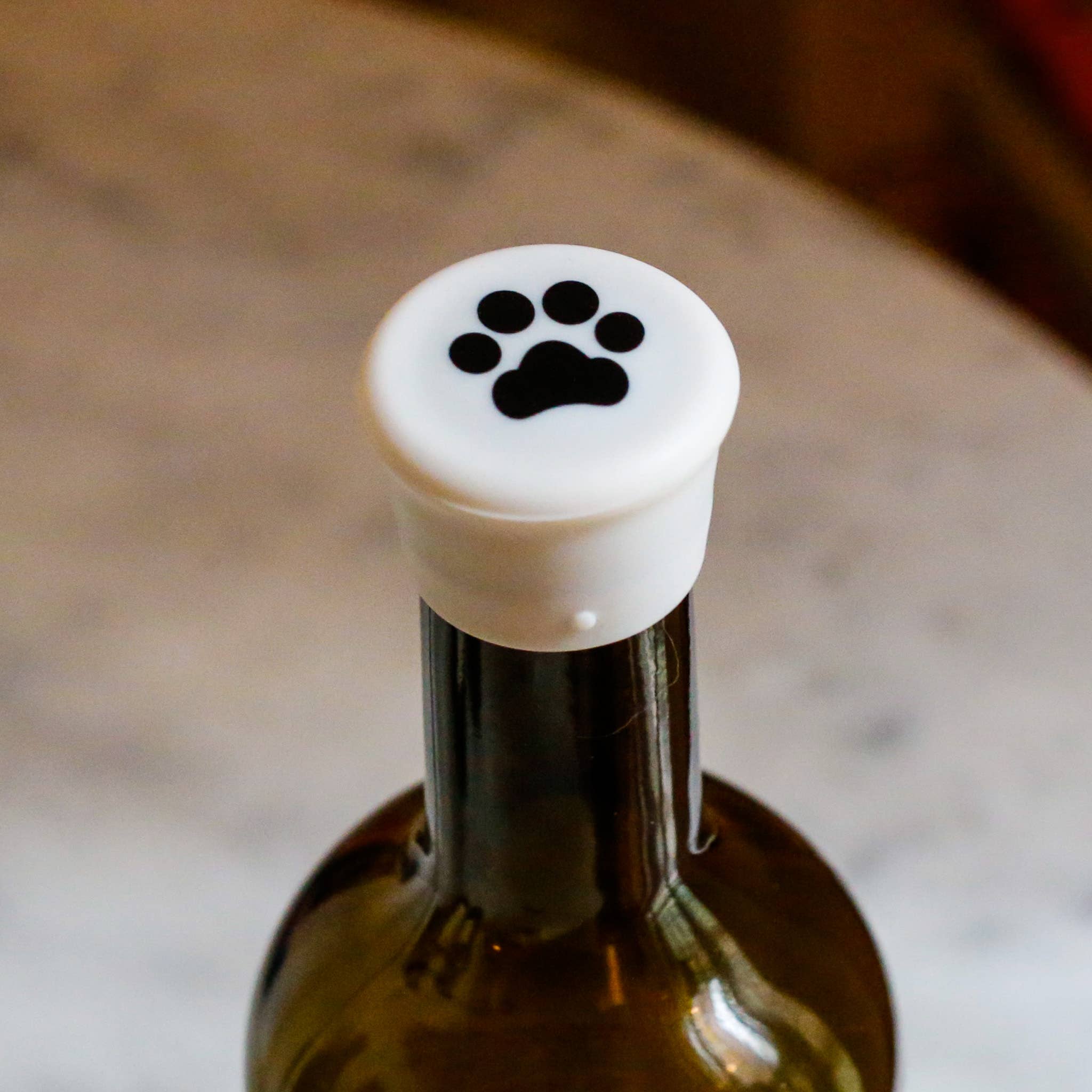Paws & Pour Wine Stoppers — CapaBunga® wine accessories