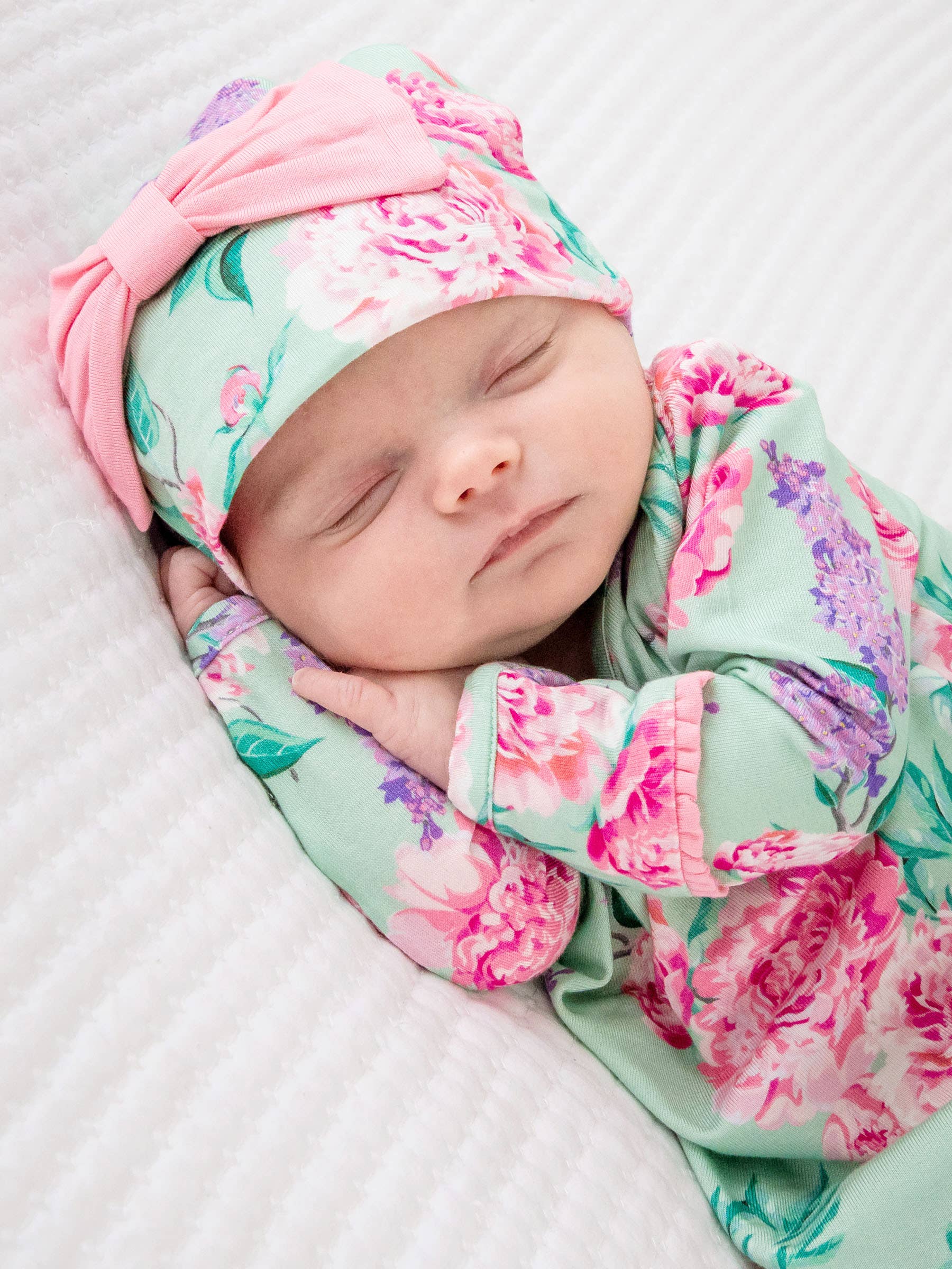 SoftSnooze™ Baby Girls Bamboo Viscose Sage Garden Ruffle Knotted Sleep Gown & Bow Hat Set