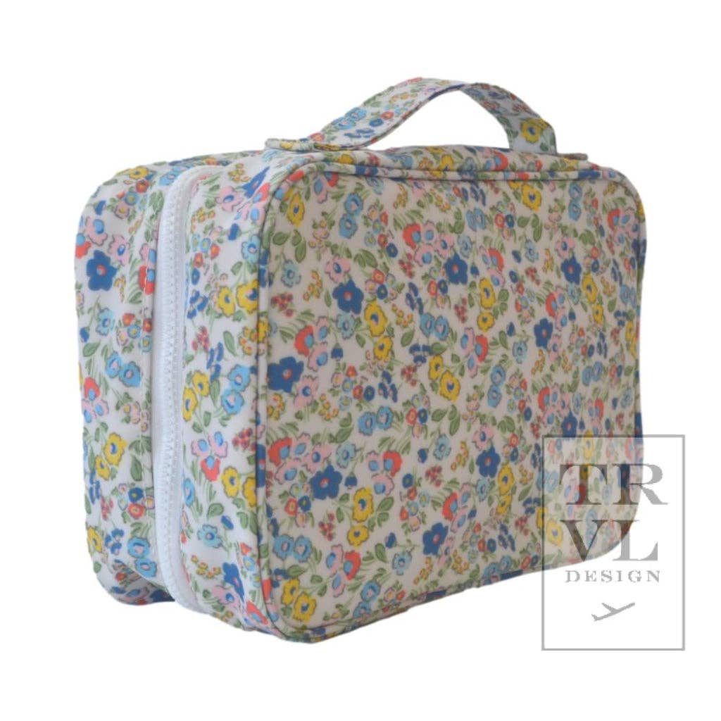 Bundle Up2 Hanging Toiletry Bag - Posies — TRVL Design Cosmetic Bag
