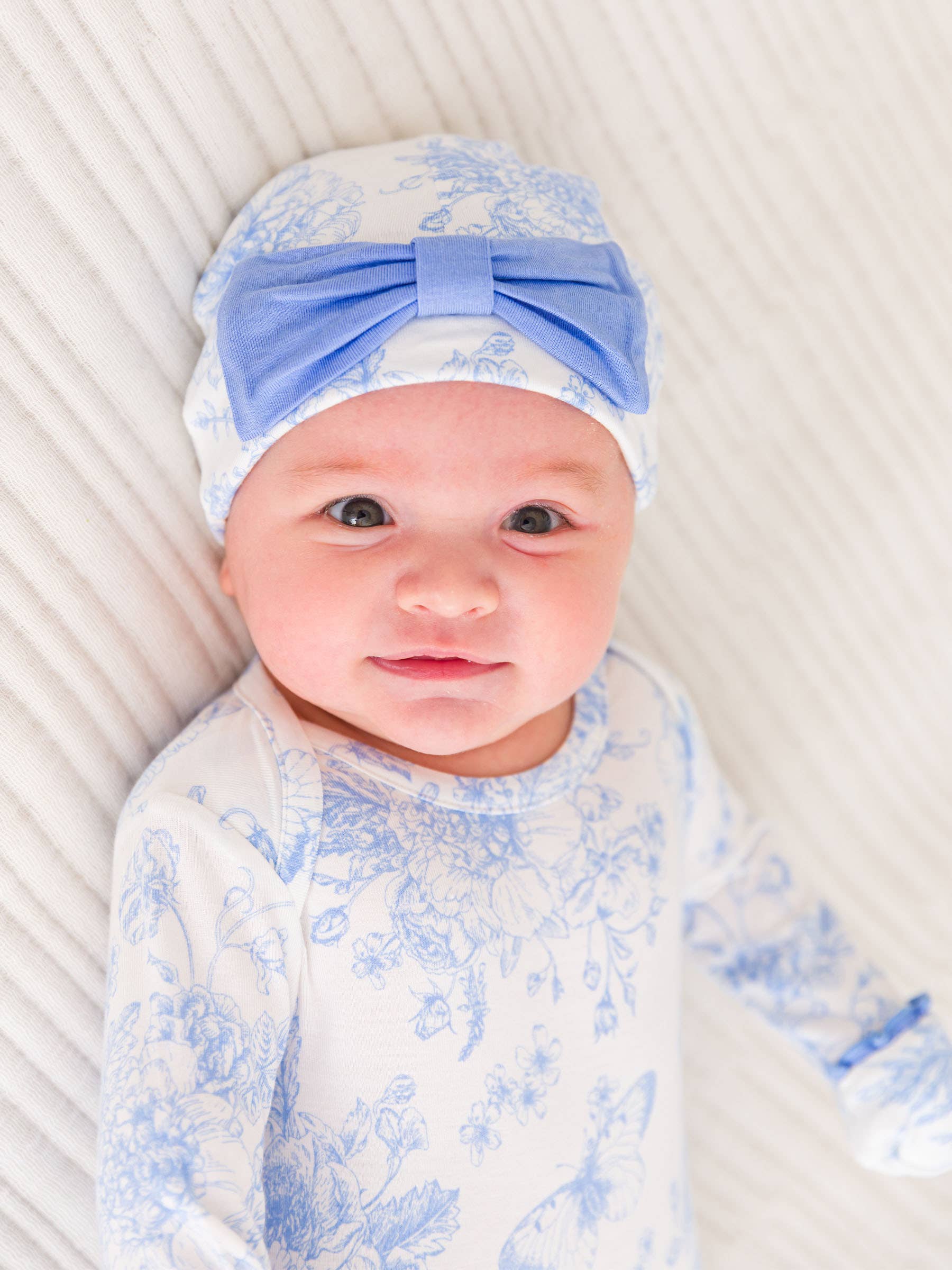 SoftSnooze™ Baby Girls Bamboo Viscose Periwinkle Butterfly Garden Ruffle Knotted Sleep Gown & Bow Hat Set
